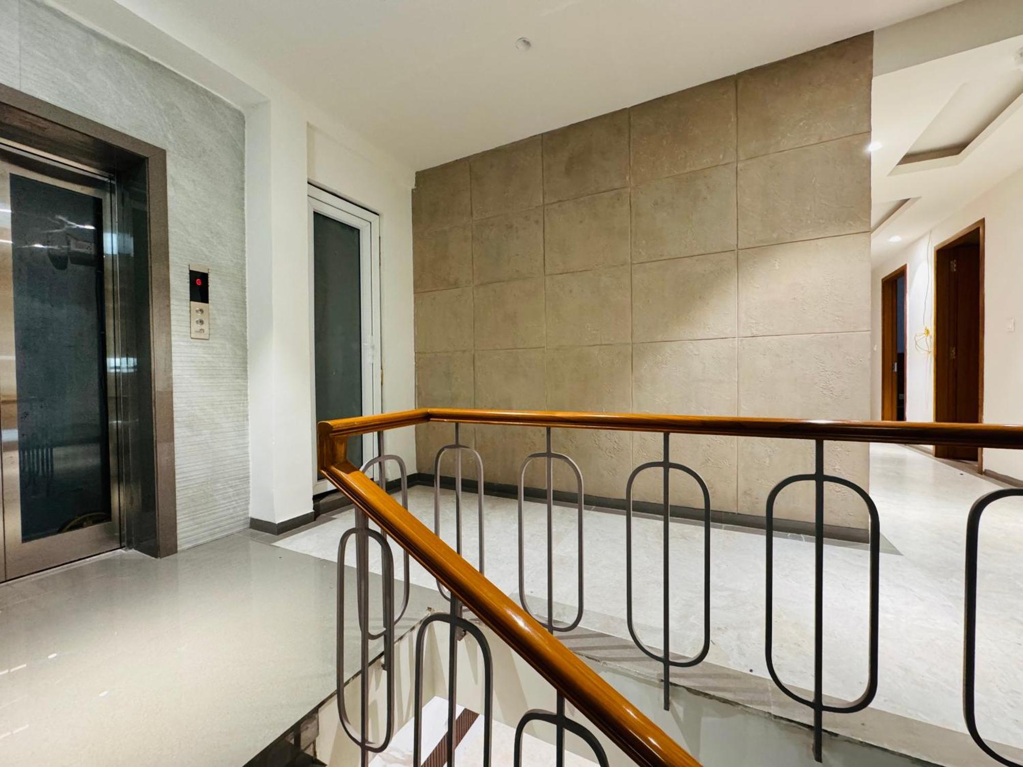 Hotel Rudhav Palace Уджайн Екстериор снимка